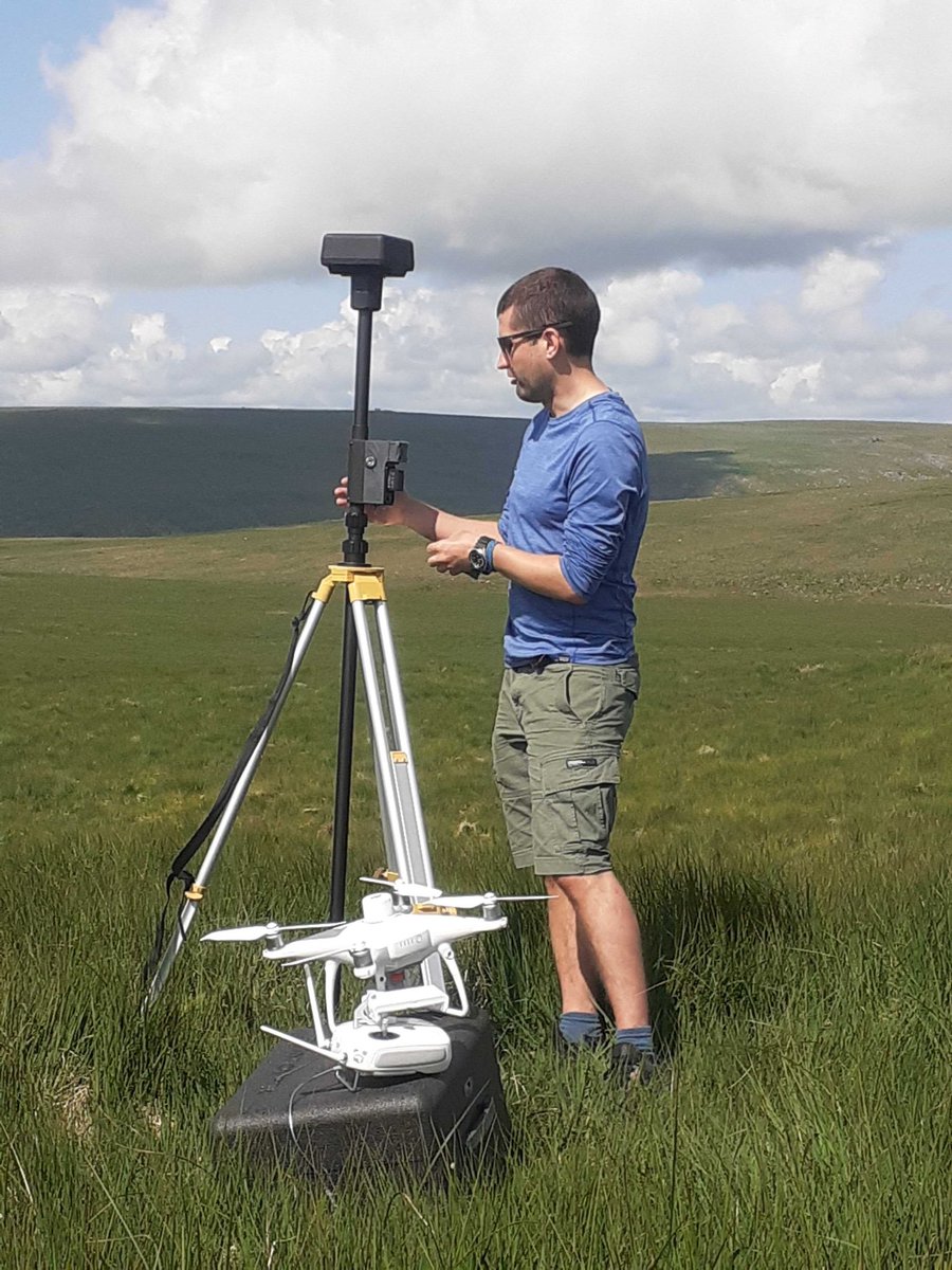 Great day on the moor surveying #peatland restoration sites with Lou and @piabenaud #naturebasedsolutions @SWPeatland @CREWW_uk @ExeterGeography @EnvAgencySW