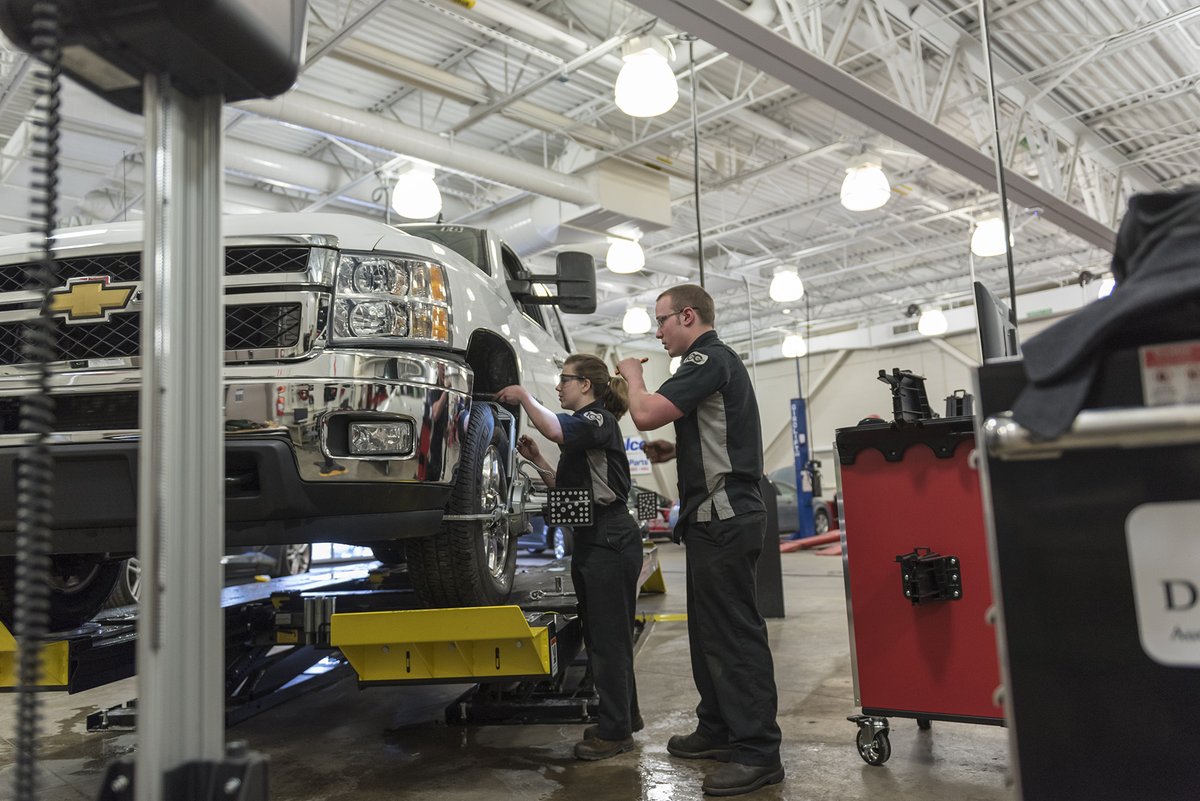 DeltaCollege's tweet photo. Delta's GM Automotive Service Education Program students will offer free vehicle safety inspections every Wednesday from July 12 – August 9, 1–3pm at the main campus. Learn more at https://t.co/CILWo82cp0. #thinkdelta https://t.co/0QV9nZwYDq