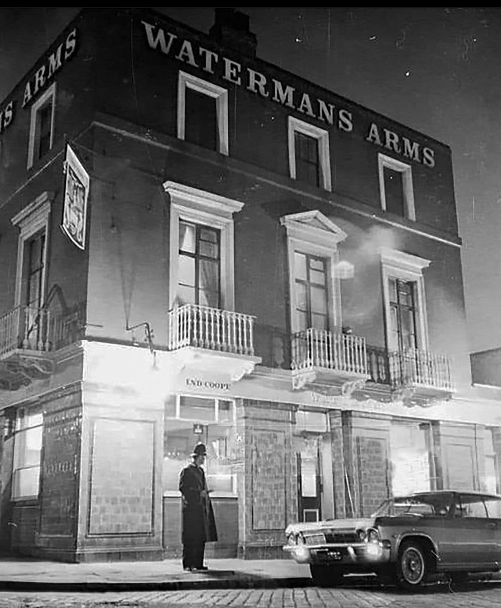 Britains___Pubs's tweet image. The Watermans Arms #IOD featured in numerous films and television programmes, most notably in The Long Good Friday with Bob Hoskins. This pub still exists today unlike so many others in the area which are long since gone.