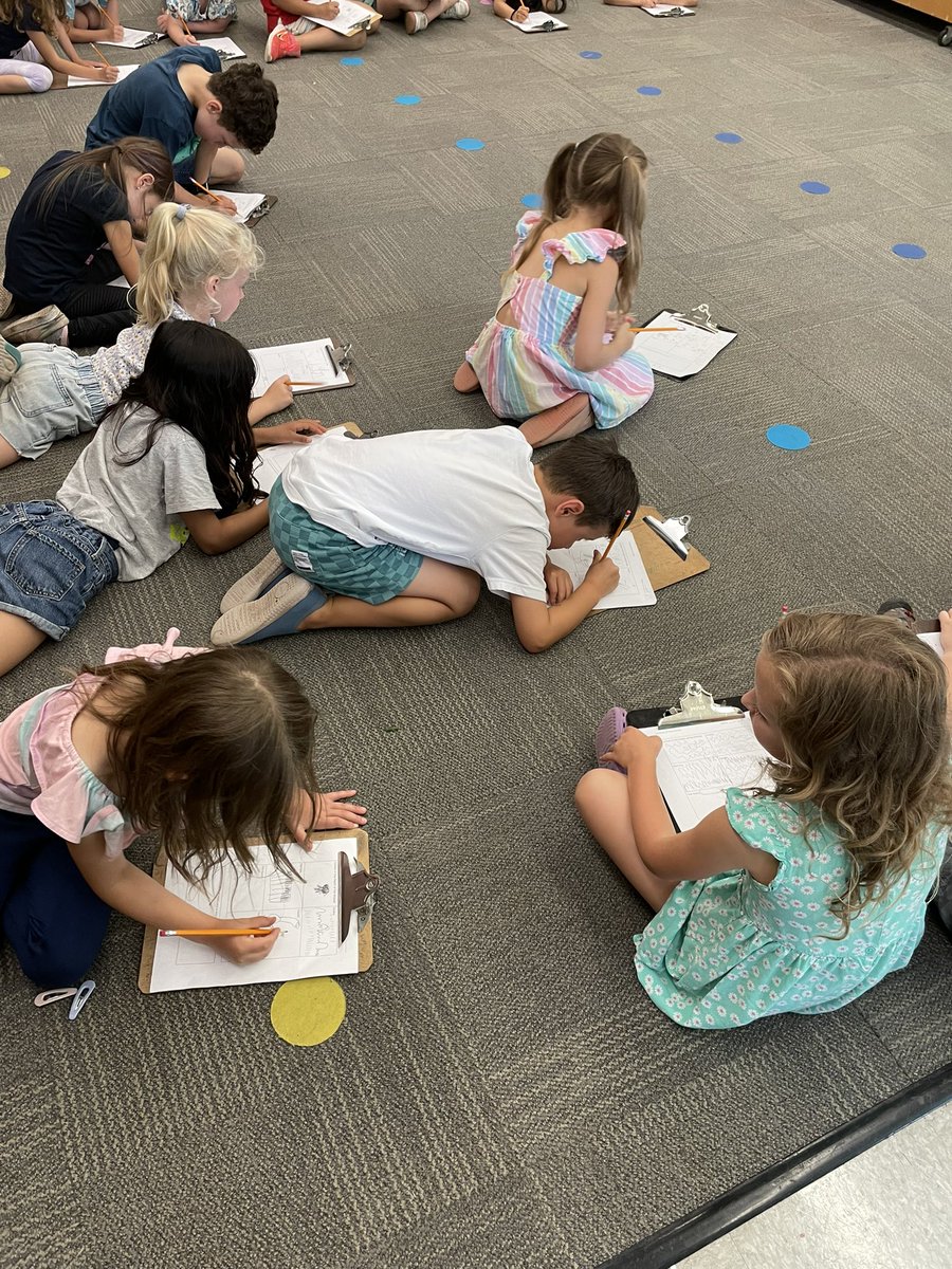 Today the grade 1s are drawing the Carnival of the animals #classical