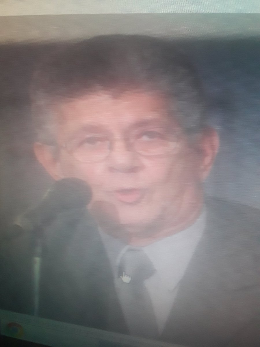 ArturoC69755641's tweet image. #Cojees| Titulares:
1 Ramos Allup advirtió a la CNP: "No se debe irrespetar su propio cronograma.
2 Benjamín Rausseo no se ha retirado aún de la Primaria.
3 Hasta 3mil 500 centros puede tener la Primaría autogestionada. #jun22 @Class987FM @Juanjosanoja @tomaraujo28051.