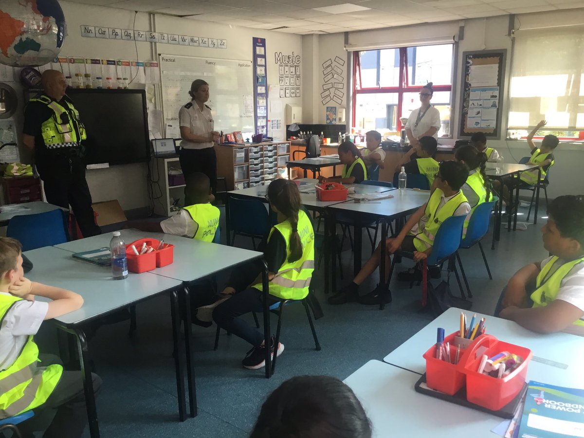 We had a fun swearing in session with @BTPMersey for our mini police citizenship training course <a href="/RelationEdPSt/">Relationship Education Pleasant Street</a> <a href="/PleasantStPrim/">PleasantStreet</a>