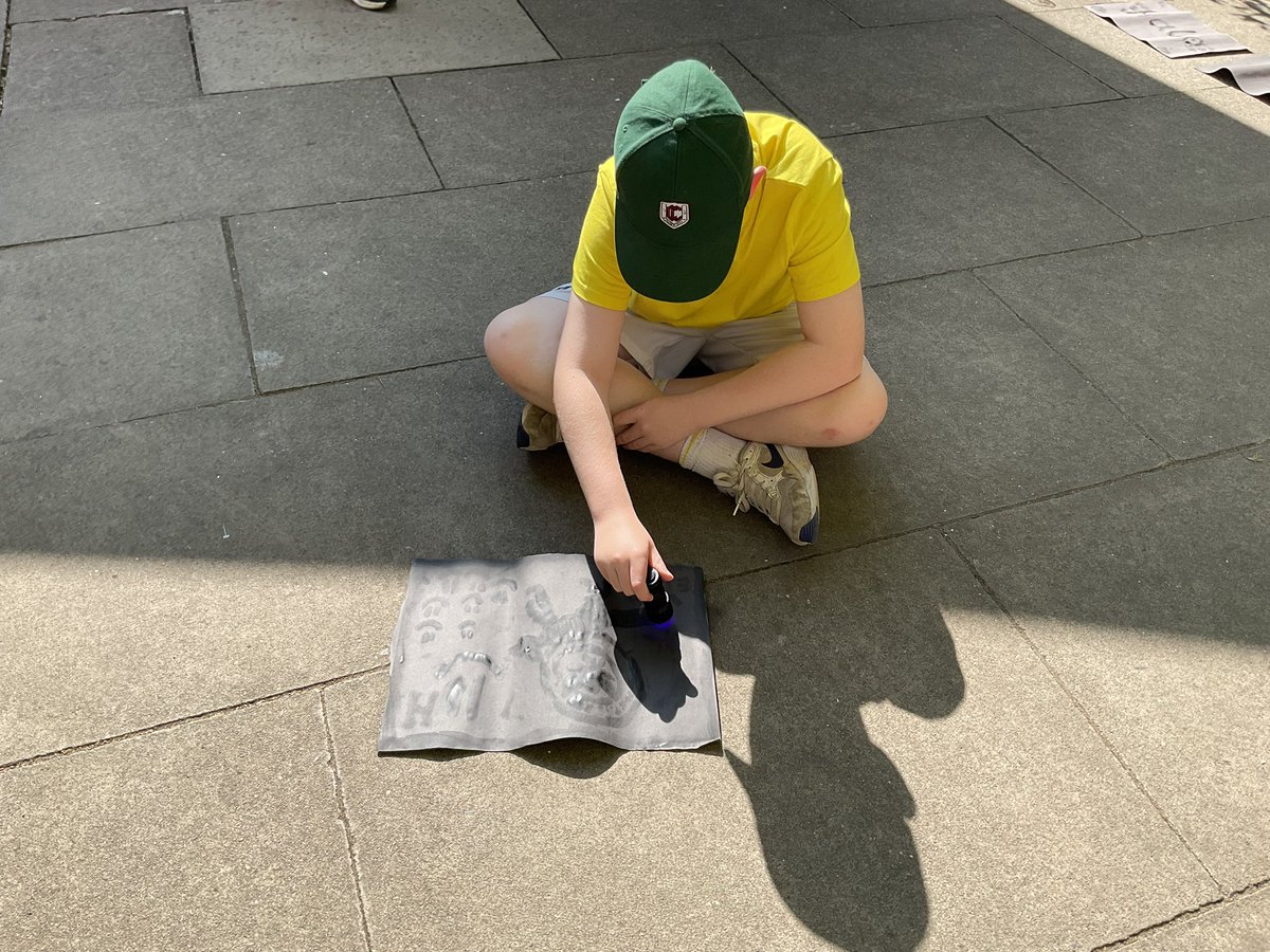 CCSBScience's tweet photo. Enjoying the sun in #CCSTEAM by painting with @MalibuSunCream sun screen to investigate the effects of UV radiation. #CCSeniorBoys #CCSeniorGirls #CCChallenge https://t.co/Zz8aKF6PEU