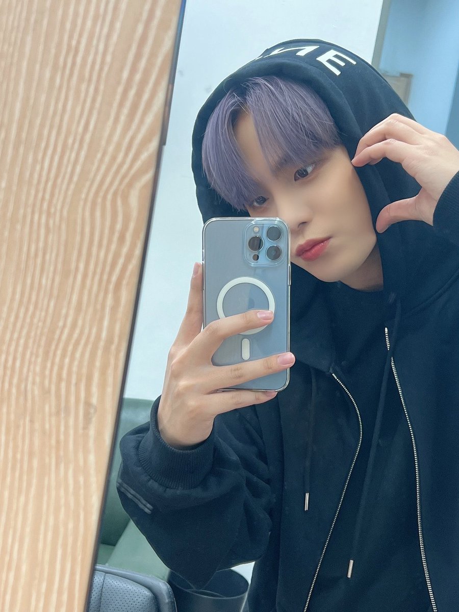 jonghows's tweet photo. @c0ol4w0oy4 my bias is jongho! thank you so much for this giveaway sweetie <3 may god bless you always ^^ just trying my luck here hehe wish me luck 🥺❤️ https://t.co/uHUVujmiMk