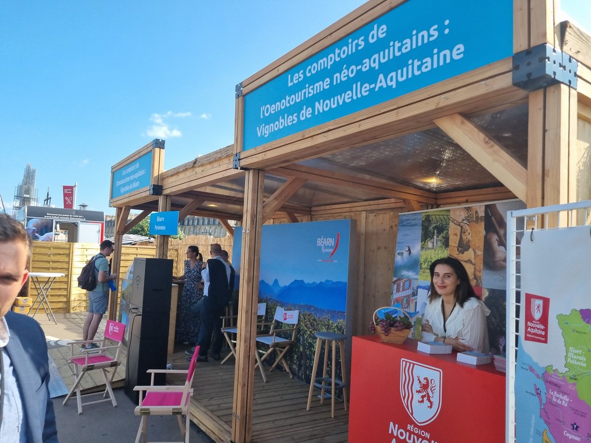 Inauguration de <a href="/BordeauxFeteVin/">Bordeaux Fête le Vin</a> 🍷 | 4 jours de festivités qui mettent #Bordeaux et sa région à l’honneur, à travers ses vins et produits locaux.
Le #crtNA sera présent avec <a href="/ADT64pro/">Agence Départementale du Tourisme 64</a>, <a href="/SaintesTourisme/">Saintes Tourisme</a>, Jonzac Haute-Saintonge et Maison Rémy Martin, pour valoriser l’offre #oeno
