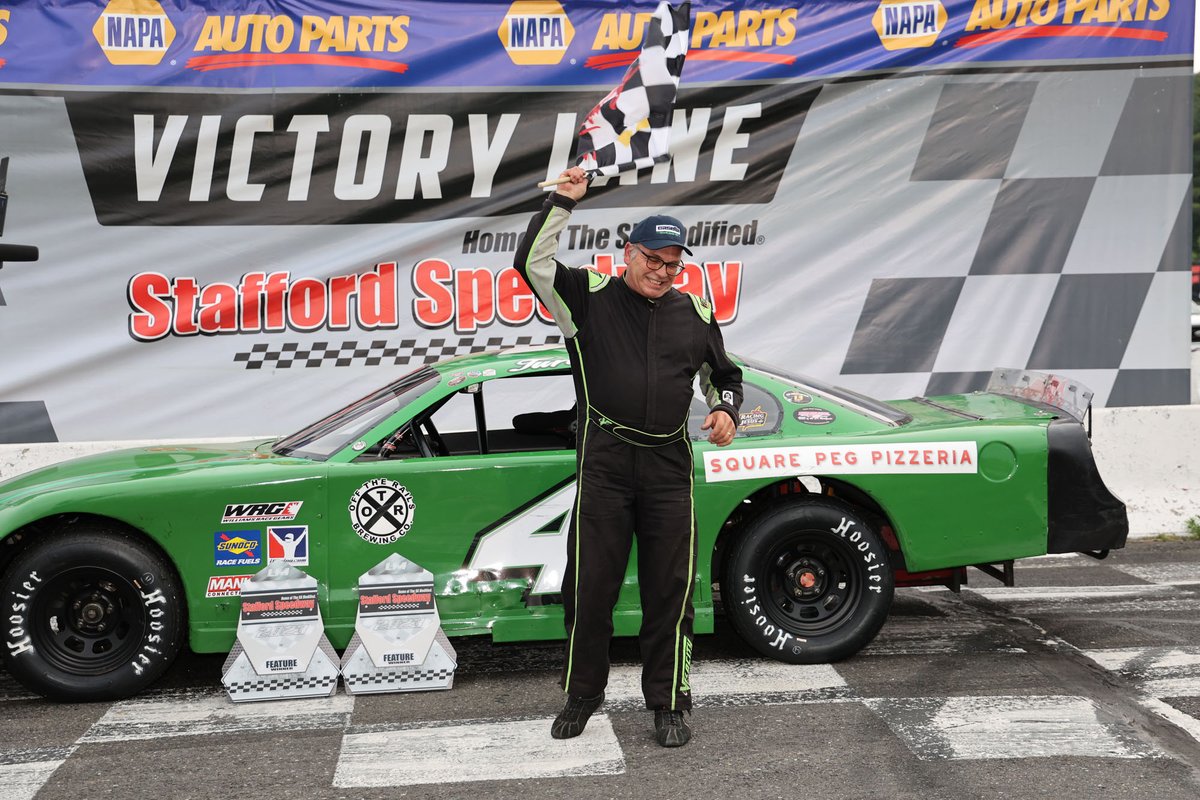 NERacing's tweet image. Tom Butler Showing Age Is Only a Number in Stafford Speedway’s Late Model Division - newenglandracingnews.com/16