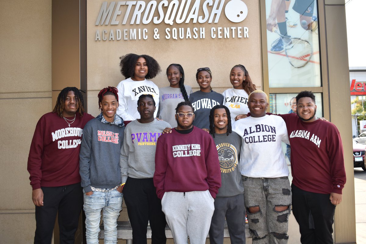 Congratulations to our 2023 high school graduates! 
To celebrate all of our middle school, high school, and college graduates in both Woodlawn and Evanston, click the link to read our graduation newsletter: conta.cc/3PsJ2Lh
#makeyourmark #metrosquash #graduation