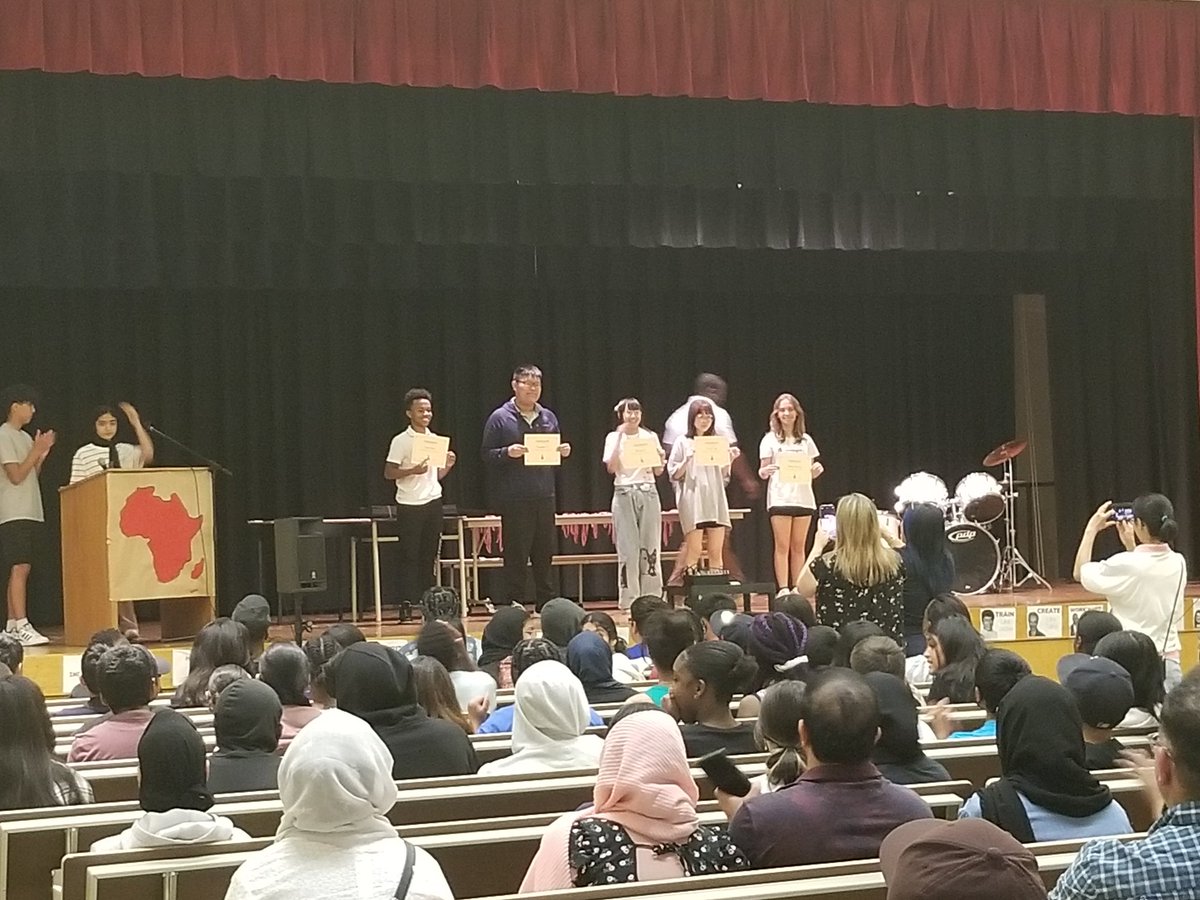 Humber Summit MS - TDSB (@humbersummitms) on Twitter photo Celebrating our Class-Subject accomplishments @ our Gr. 8 Awards Assembly with our Families! The moments were temporary, but the memories will last forever! Next up, Grad. on Monday! <a href="/NikkiSilvera_/">nikki silvera</a> <a href="/MatiasdeD/">Matias de Dovitiis 🍊</a> <a href="/LC2_TDSB/">Learning Centre 2</a> Celebrating our Class-Subject accomplishments @ our Gr. 8 Awards Assembly with our Families! The moments were temporary, but the memories will last forever! Next up, Grad. on Monday! <a href="/NikkiSilvera_/">nikki silvera</a> <a href="/MatiasdeD/">Matias de Dovitiis 🍊</a> <a href="/LC2_TDSB/">Learning Centre 2</a>