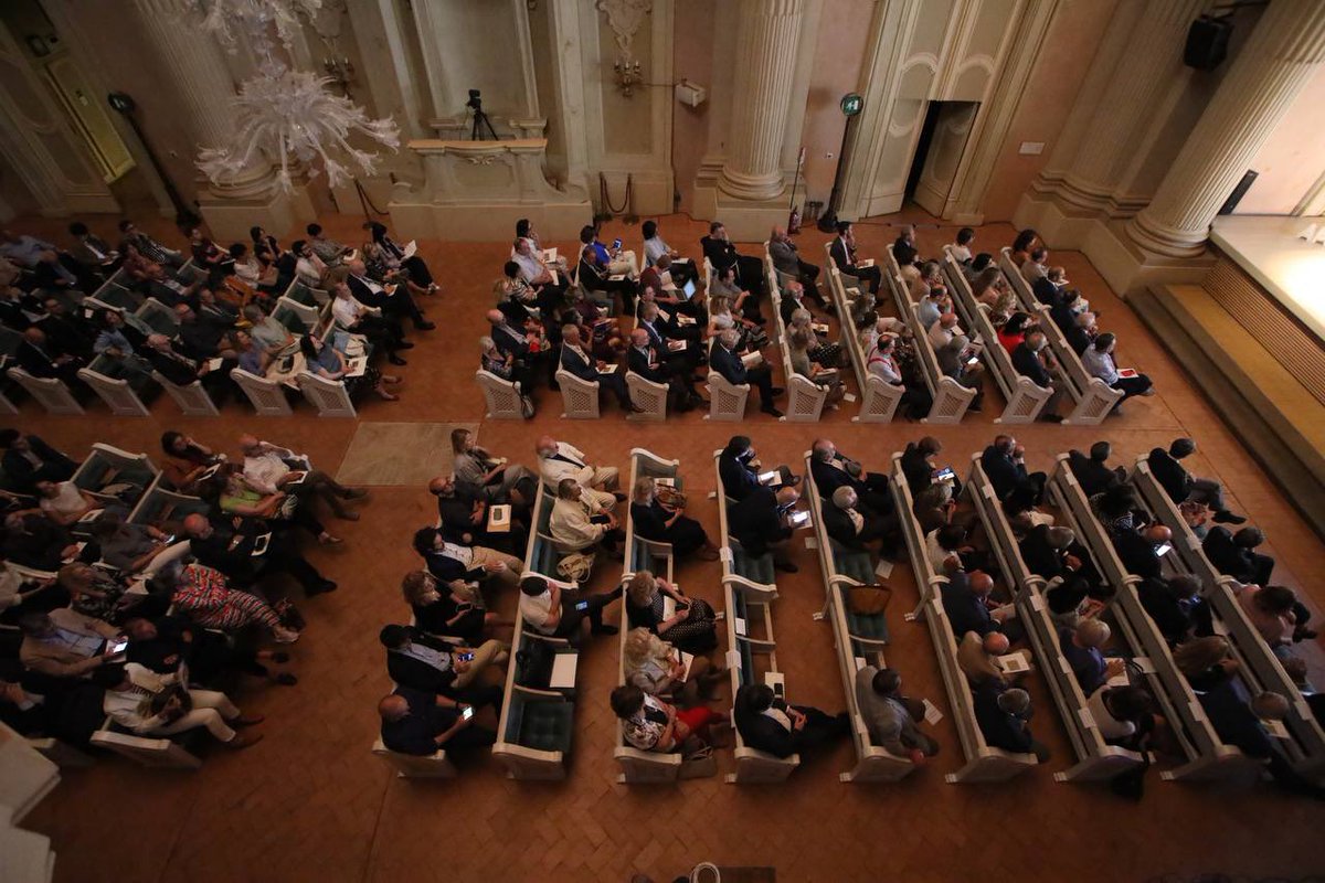 FondazioneMonte's tweet photo. Ieri, presso l’Oratorio di San Filippo Neri, è stato presentato il Bilancio di fine mandato 2015-2023, otto anni in cui la Fondazione è stata guidata da Giusella Finocchiaro.
Ecco qualche scatto della serata. https://t.co/ywRathdqjj