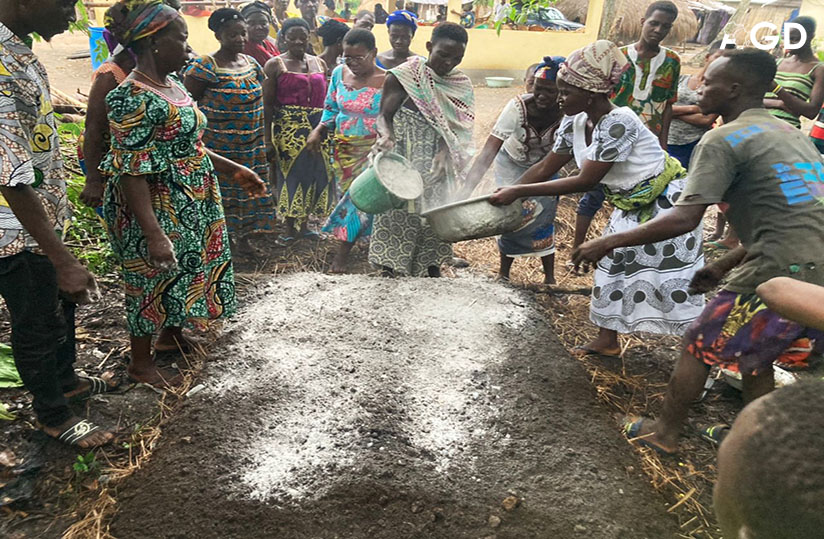 agridigitale1's tweet photo. Souchet bio : plus-value du #PASFA https://t.co/46hCP1nNXu #Agriculture #Togo https://t.co/Za9DS4BPLl