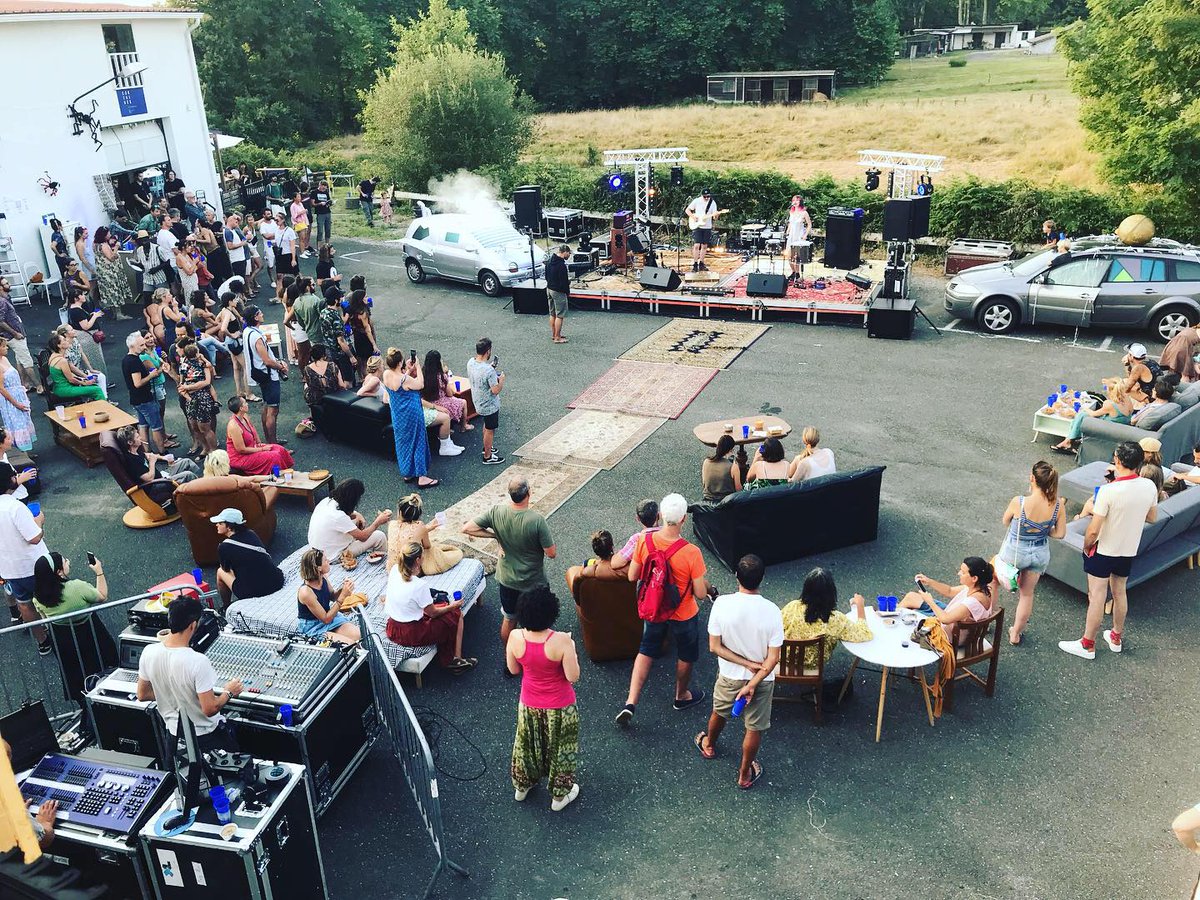 Fanzine, radio associative, projet de recyclerie, collectif citoyen... L'équipe de Kontainer qui organise cet été une nouvelle édition du Make Noise Fest nous fait un tour d'horizon de projets culturels alternatifs dans les Landes 🎸
letype.fr/2023/06/22/gui…