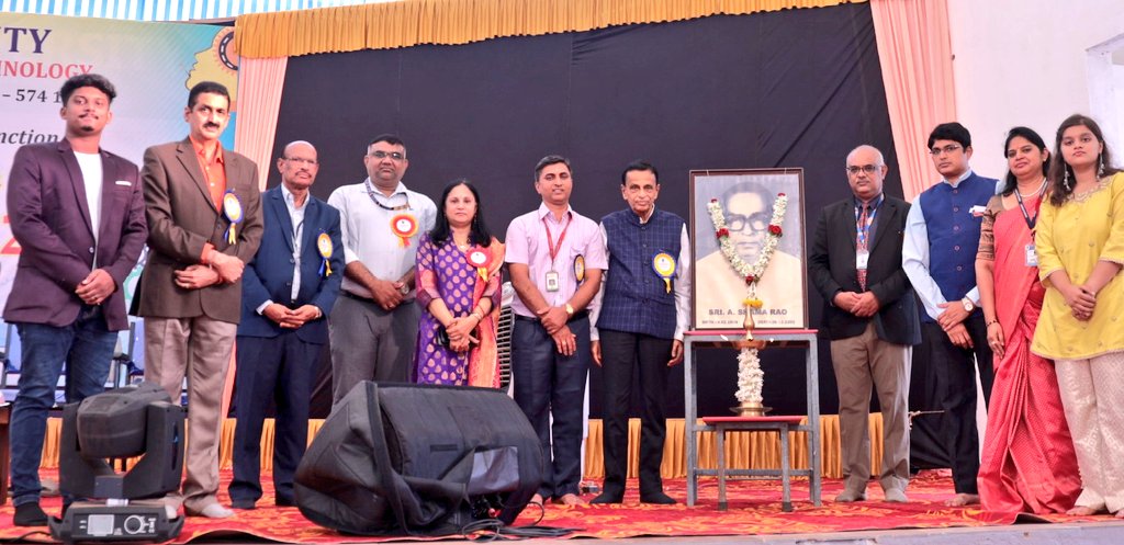 SUIET_Mukka's tweet photo. Tech Yuva-23 @TechYuva inaugurated by Er Rathnakar S. Bhat, CEO & Director, KarMic Design Pvt Ltd.
Hon'ble Chancellor Dr. CA A Raghavendra Rao Ji presided over the program.
Hon'ble Pro-Chancellor Dr. A Srinivas Rao was the Guest of Honour
#TechYuva #TechYuva23 #SrinivasUniversity https://t.co/o9p8JK7Ns7