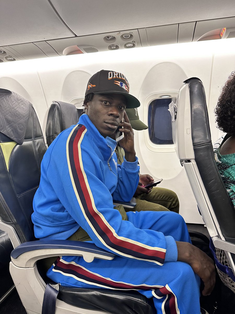 Waiting for the Entebbe airport to flood. En route to London 😂😂
#PurplePartyTour