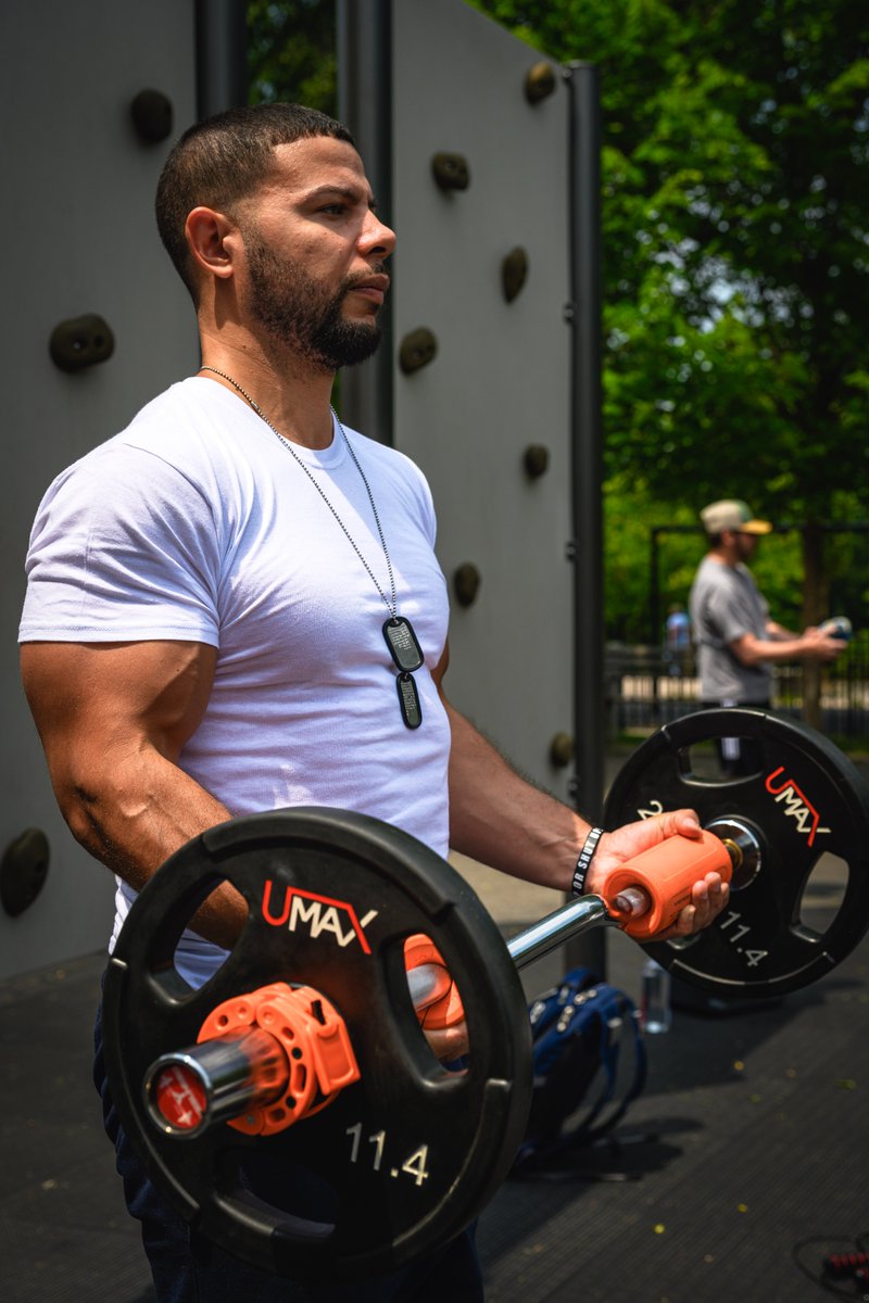 BarStarzz tweet media