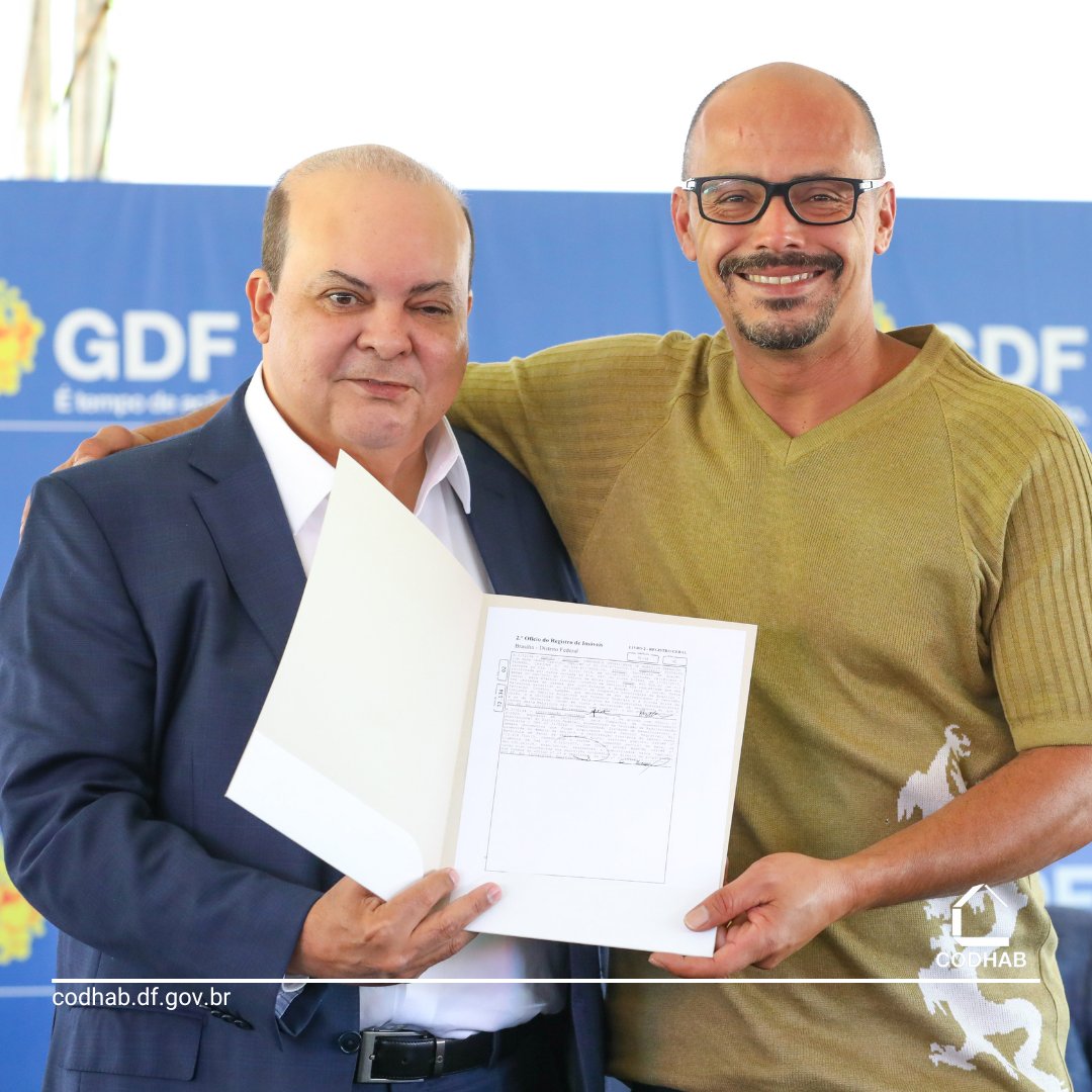 CodhabDF's tweet image. GDF anuncia programa Meu Lar e entrega 706 escrituras a moradores

Leia mais: codhab.df.gov.br/postagem/1901

#codhabdf #gdf #habitaçãodf #regularizadf