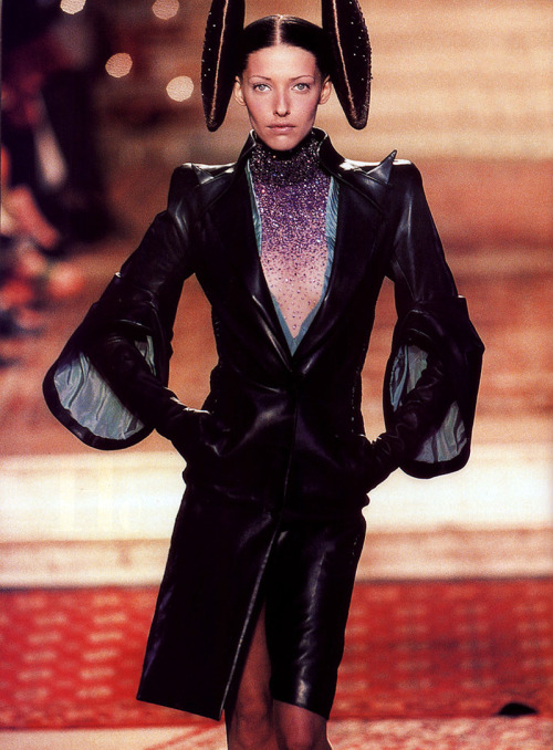 Imagine if Dune (2021) would've had access to Givenchy's archives as Barbie had to Chanel's