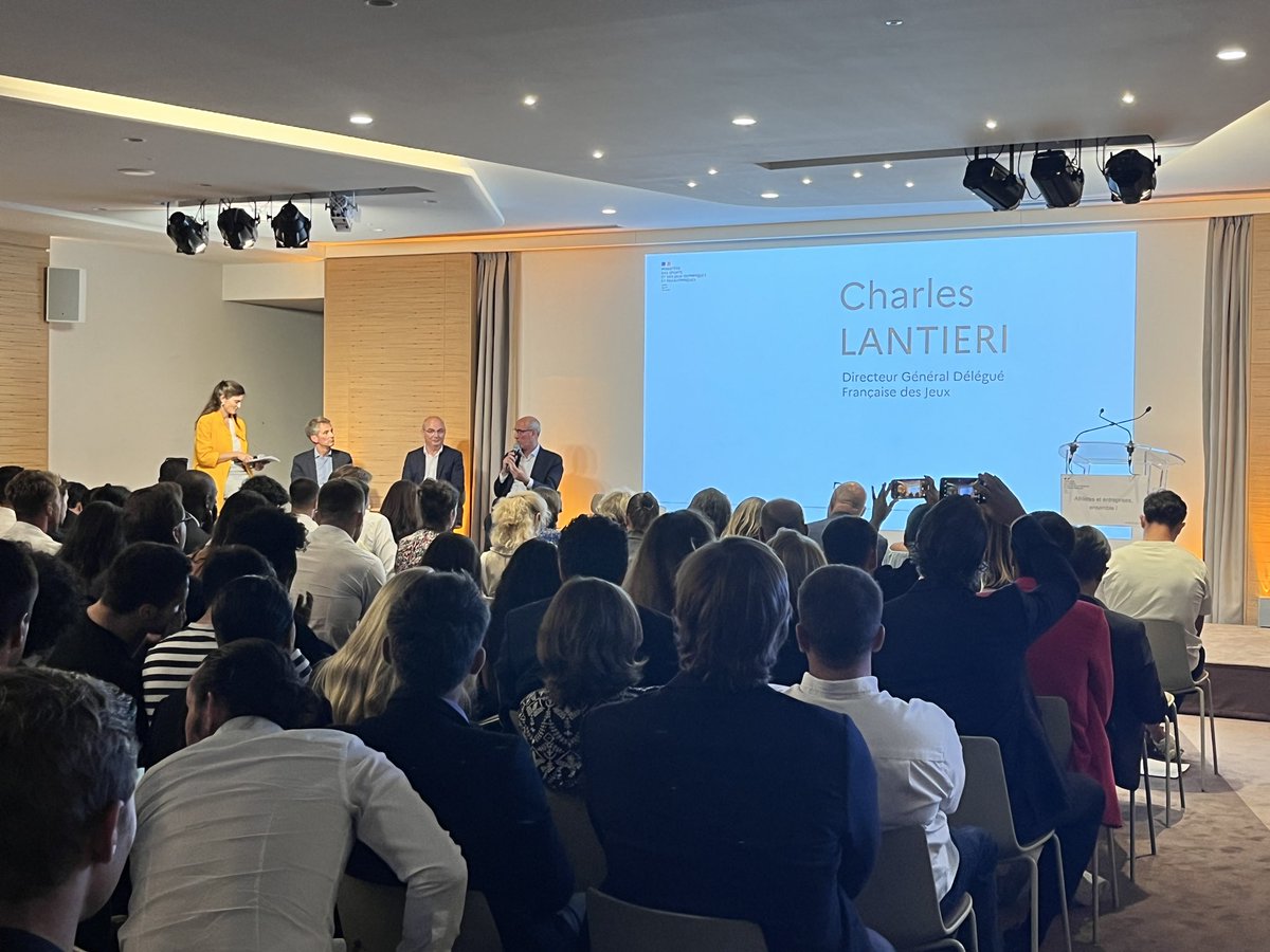 <a href="/Agence_du_Sport/">Agence nationale du Sport</a> <a href="/Sports_gouv/">Ministère des Sports 🇫🇷</a> <a href="/medef/">Mouvement des Entreprises de France</a> <a href="/MEDEFsport/">MEDEF Sport</a> <a href="/GeoffroyRDB/">Geoffroy Roux de Bezieux</a> <a href="/mdominiquespin1/">Dominique Spinosi</a> <a href="/CynthiaIllouz/">🎙Cynthia ILLOUZ, Ph.D ⚖️</a> @INSEP_PARIS Chères entreprises, vous avez un rôle majeur à jouer pour soutenir nos athlètes. En les parrainant, en les embauchant, vous contribuez à leur succès &amp; à l'excellence du sport 🇫🇷
Grâce à vous, de nombreuses histoires ont déjà été écrites. La suite maintenant ! 💪