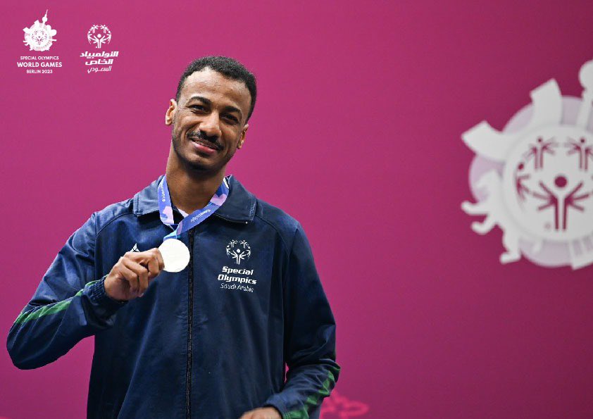 توِّج السباح محمد العليان بالميدالية الفضية لسباحة الـ ٥٠ متر ظهر ضمن منافسات دورة الألعاب العالمية الصيفية السادسة عشر للأولمبياد الخاص
الف مبروك يا بطل  #برلين_2023 
#ابطال_برلين