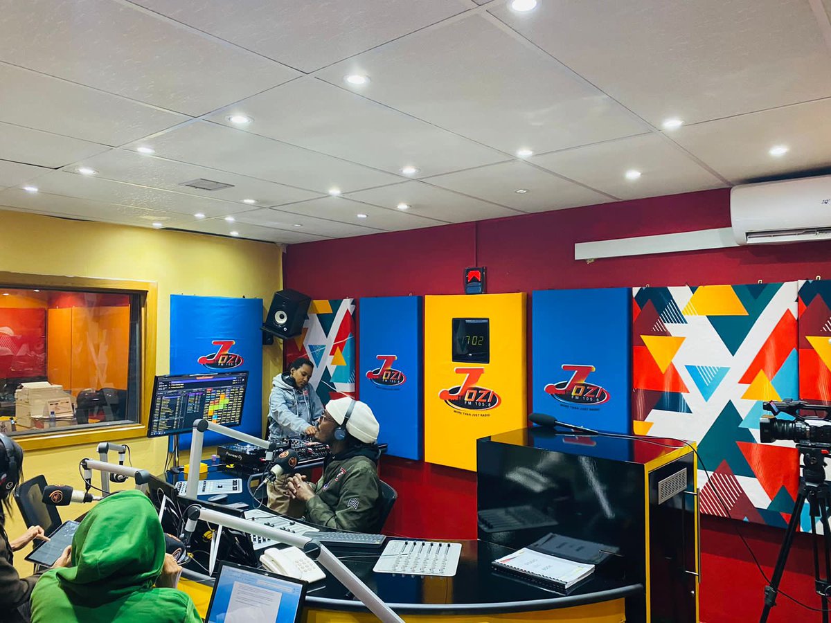 Otherwise bekumnandi 🤝🏾

🦊

#FoxTales