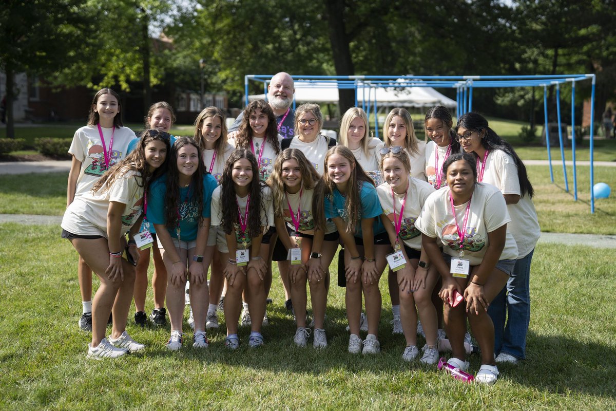 So thankful a group of Davidson Lax girls were able to experience this years <a href="/Y2Y1982/">Youth to Youth</a> conference.  They had 4 days to learn about Leadership and Positive Life Choices!