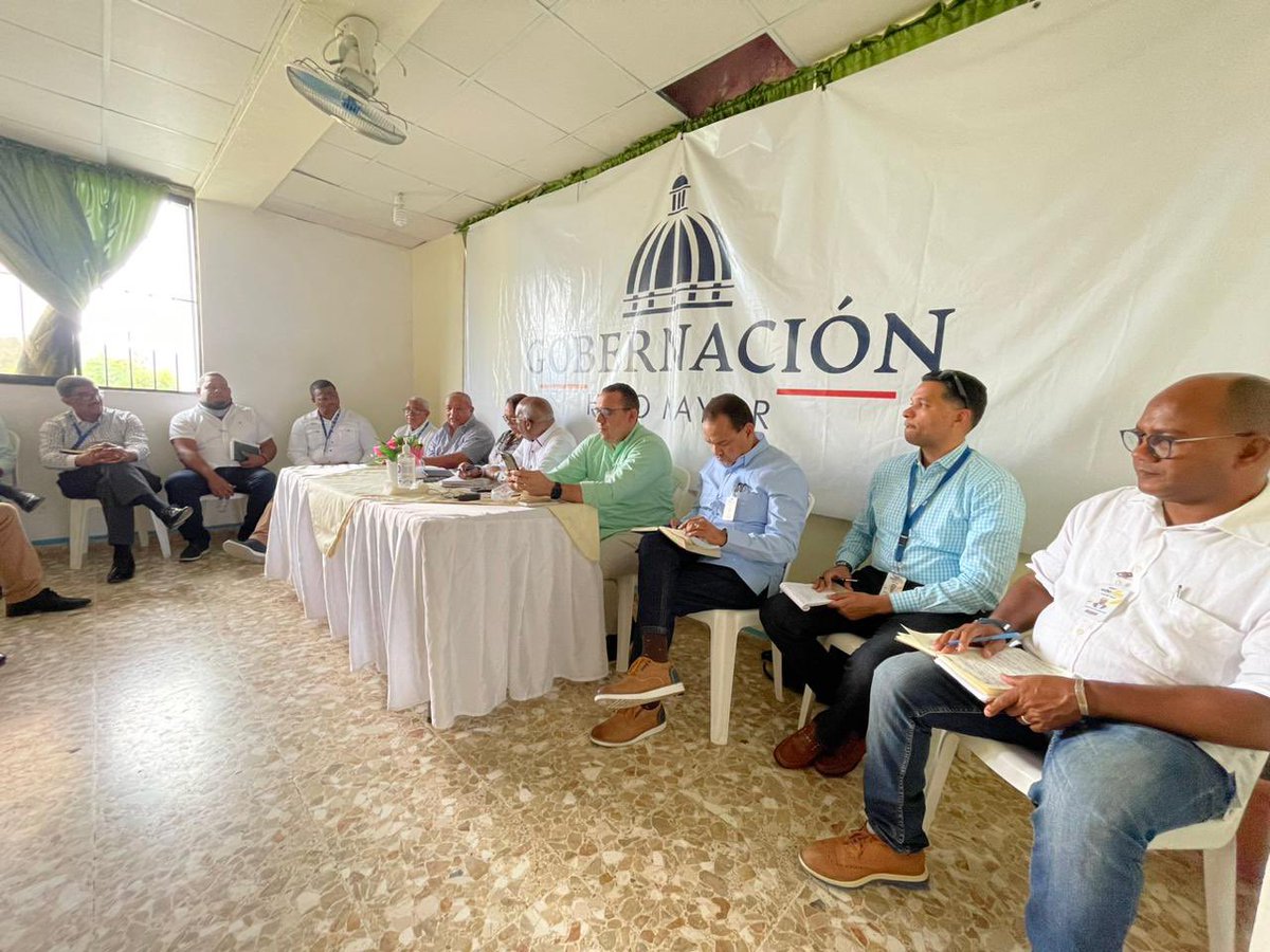 En una reunión desde la Gobernación de Hato Mayor, nuestro gerente general,  Ing. <a href="/AndresPortes_/">Andrés Portes</a> aborda la situación energética de la provincia. ⁣

#Edeeste #Mascercadeti #SeguridadEnergetica #HatoMayor