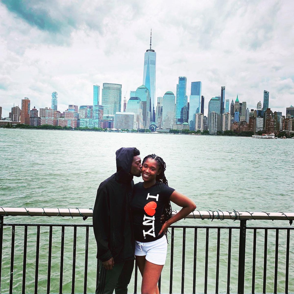 CameraReady91's tweet image. #NewYorkSkyline #NewYork #Wife #vacation