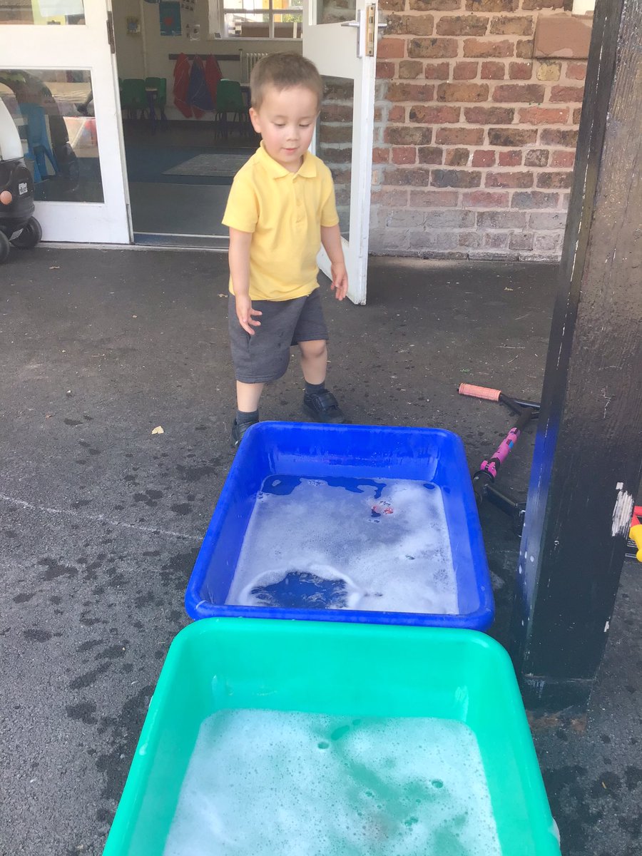TSPClubhouse's tweet photo. Clubhouse making the most of the warm evening sunshine. #Fun#Enjoy https://t.co/LO6Hg3iHa1