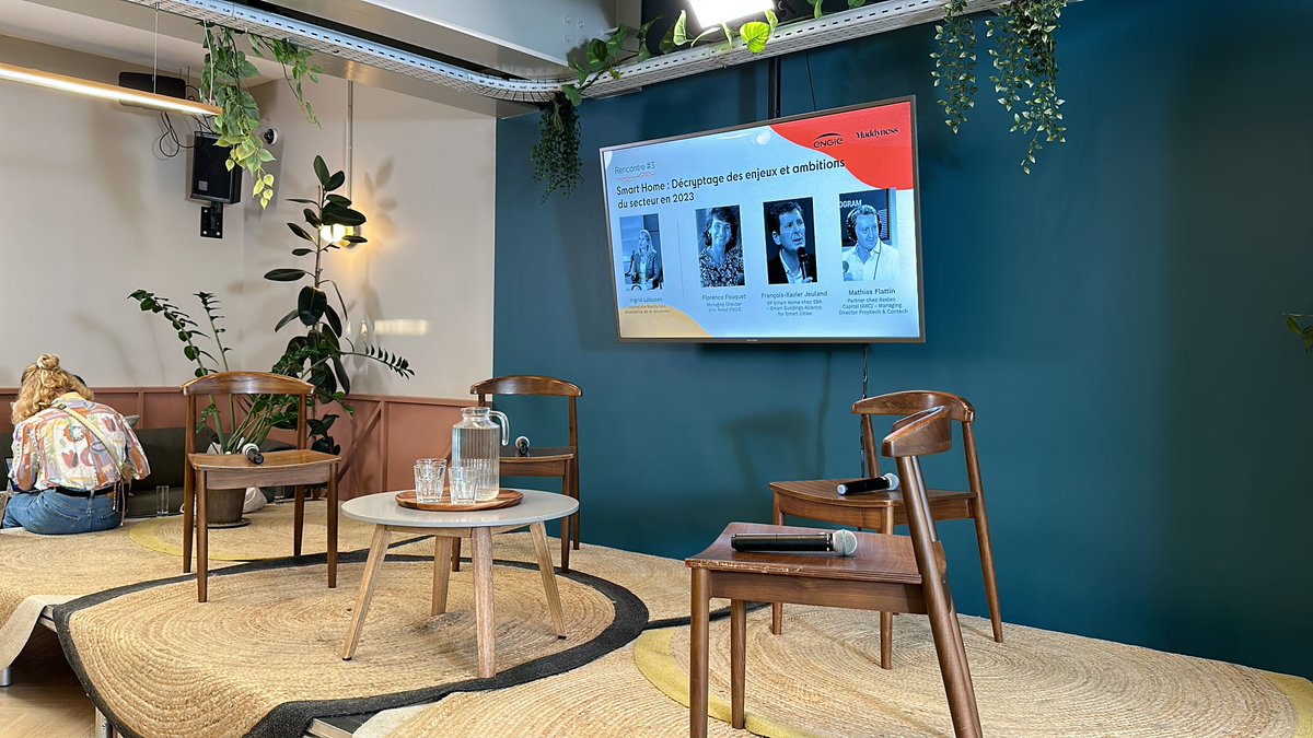 [#JAgisAvecENGIE] En place pour la table ronde 'Smart Home : Décryptage des enjeux et ambition du secteur en 2023' avec @ENGIEpartFR, on va parler #tech et #innovation au service de la #SobriétéEnergétique #TransitionEnergétique @labordeolivier @kalydeoo @ArnaultChatel @enilev…