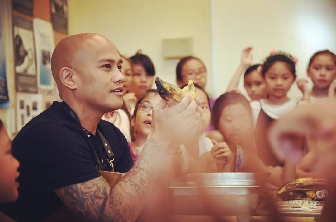 We fell back to 2nd place! Please share &amp; vote!!! 

favchef.com/2023/jeremy-se…