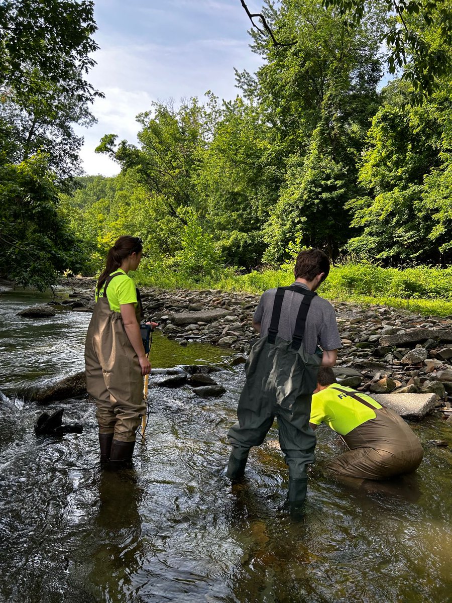 CentralState87's tweet photo. Congrats to Jasmine Newsom for blazing a trail & paving her way to success! She's interning at the Northeast Ohio Regional Sewer District to help build wastewater treatment facilities in the Greater Cleveland area. #CSUPride #PavingHerWay #Cleveland #Internships https://t.co/xlRU8pyr3D