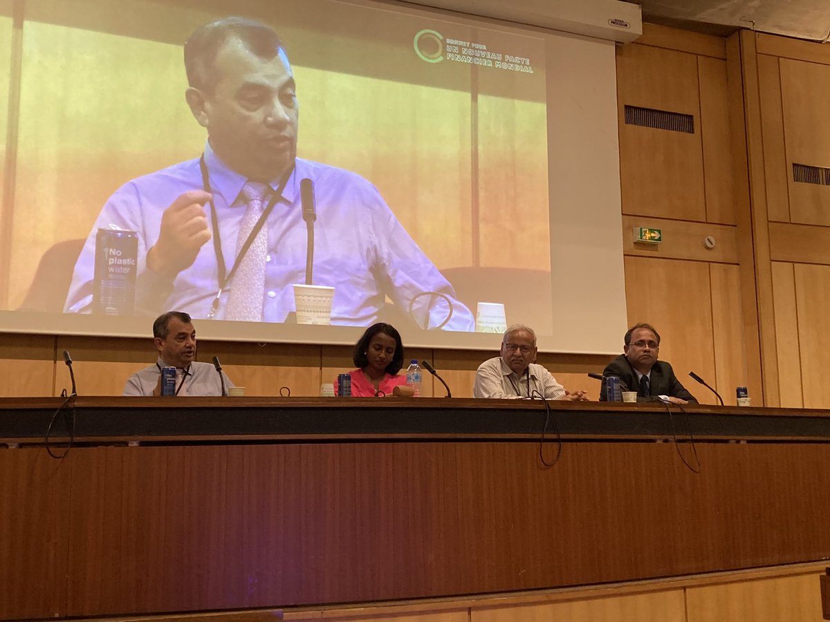mahautdef's tweet photo. Fascinating discussion at @UNESCO_fr as part of the Summit for a #NewGlobalFinancialPact on lessons about climate change from #Bangladesh to the world with Sadna Samaranayake (@BRACworld), @saberhc, Golam Rabbani and @SaleemulHuq https://t.co/OWRmSdg0eZ