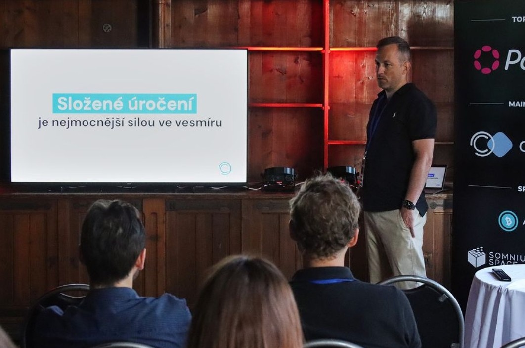 1. den <a href="/utxoprague/">UTXO.23</a> jsme vykopávaly workshopem Jak na kryptoměny, bezpečně a prakticky. Základy, digitální bezpečnost, jak a kde krypto nakupovat. Díky klukům z <a href="/CoinmateBT/">Coinmate.io</a> za společné vzdělávání nováčků v kryptu🙌
A díky vám, co jste na tuhle skvělou akci dorazili!🙏🧡
#bitcoin