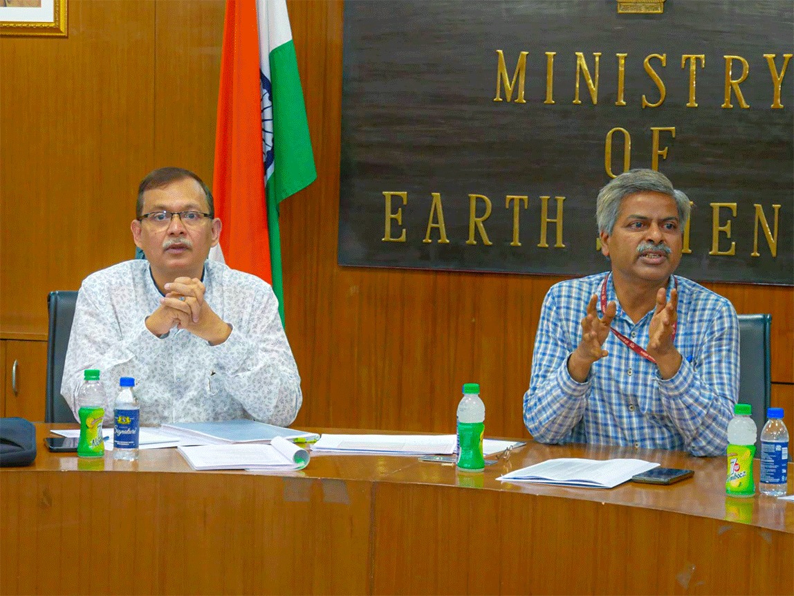 moesgoi's tweet photo. A two-days meet of the Borehole Geophysics Research Laboratory #BGRL Project commenced at #MoES HQ in New Delhi today.
The first day of the meeting chaired by Sc G, #MoES, Dr N Khare with Project Director, Dr. Sukanta Roy, BGRL; and scientists & staff from MoES and BGRL, https://t.co/PyL4qA1046
