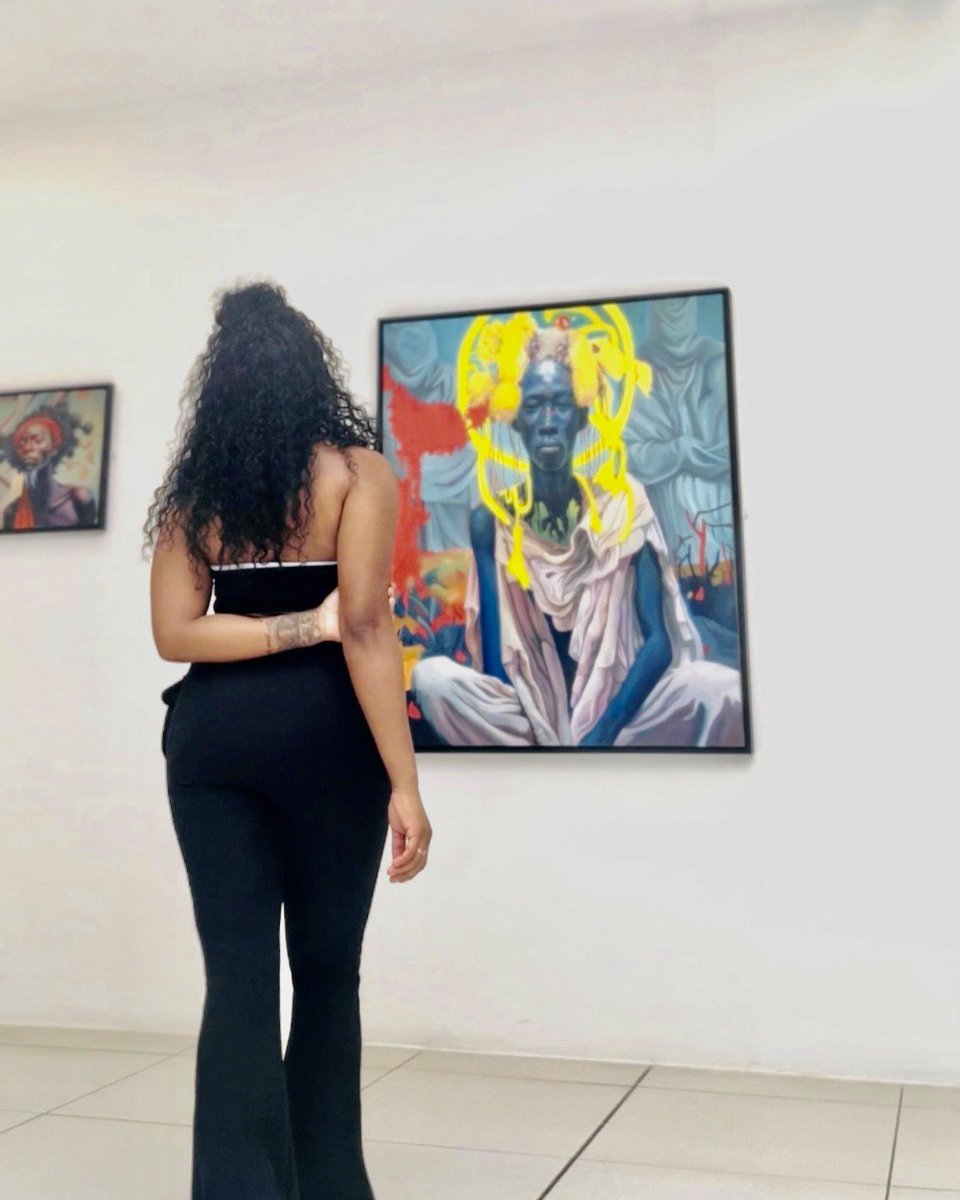 ƬHIƧ LӨVΣ❣️OUT NOW! tweet media