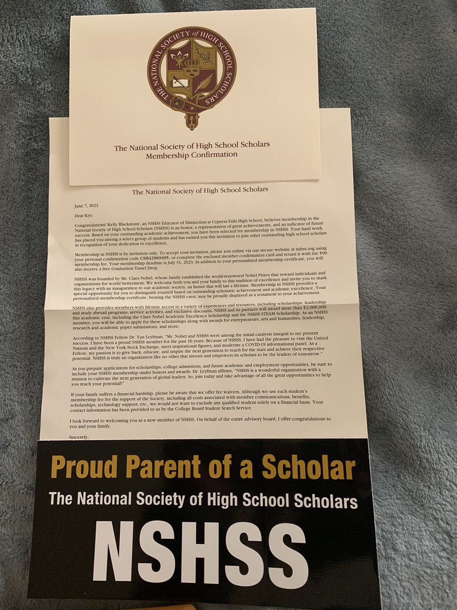 Earned The National Society of High School Scholars 👍🏾👍🏾 getting it done on and off the field. #StudentAthlete 
@Chrisbrister5 @TheQBTech @coachrosellini @ereed11 @dekeithron @MOEDANKY