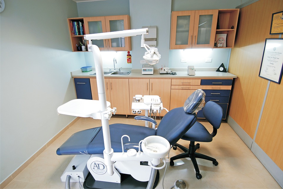 SuppliesAlpha's tweet photo. #dental #dentist #science #art #tools #wisdomtooth #professional #drill #polish #plaque #remover #scale #hygene #lab #teeth #tooth #doctorhope #teethcleaner #swingmount #kit #shine #health #wellness #doctorvisit #labaratory #dentaloffice #dentalcheckup https://t.co/IkWc2WwlKF