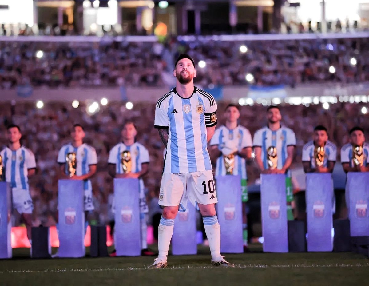 samiull10705718's tweet photo. @FIFAWorldCup 🐐 https://t.co/tU33x5Ke6F