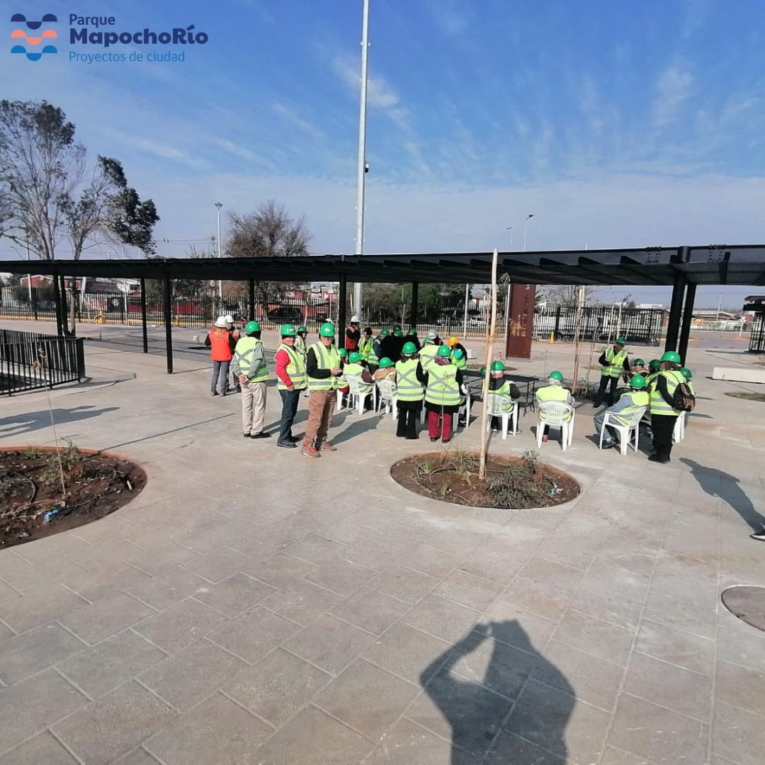 Parque Mapocho Río tweet media