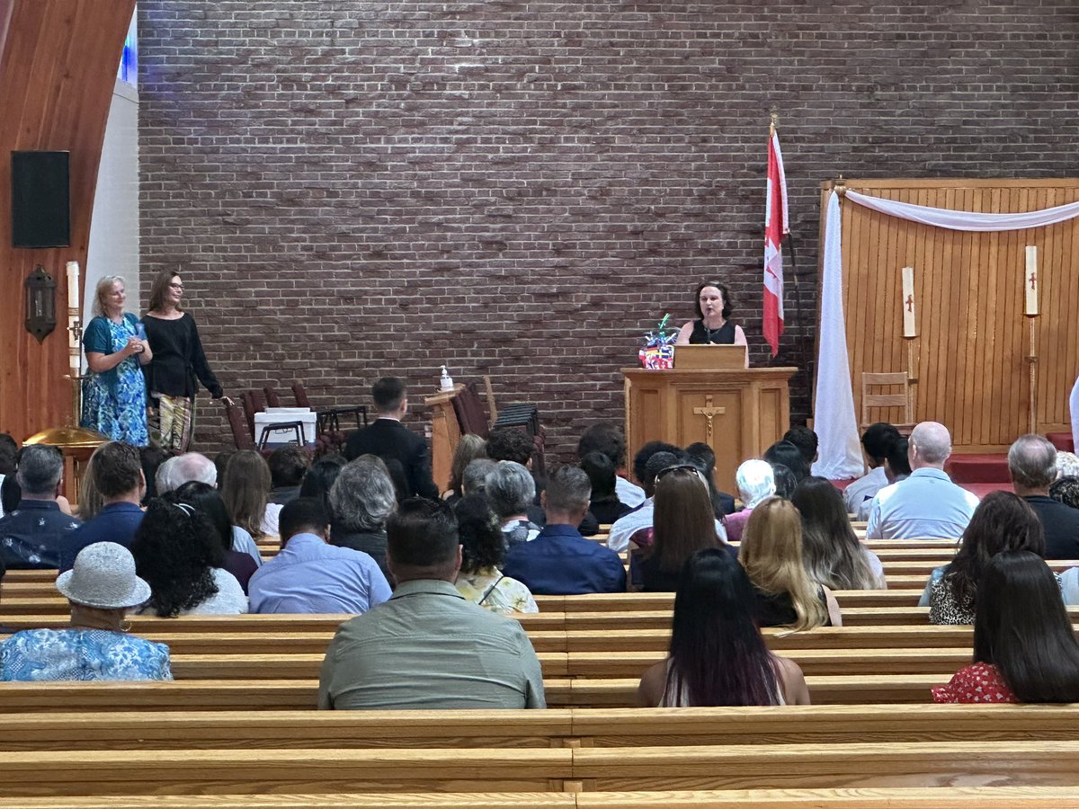 Markus4Ward2's tweet photo. Ty Principal @GilkinsonS and staff for presenting an exceptional Graduation for the Grade 8’s of @MotherCabrini2. I was delighted to attend and to congratulate these wonderful young men and women. Congrats!!!😊🎂💯 https://t.co/8lUVvzKc0K