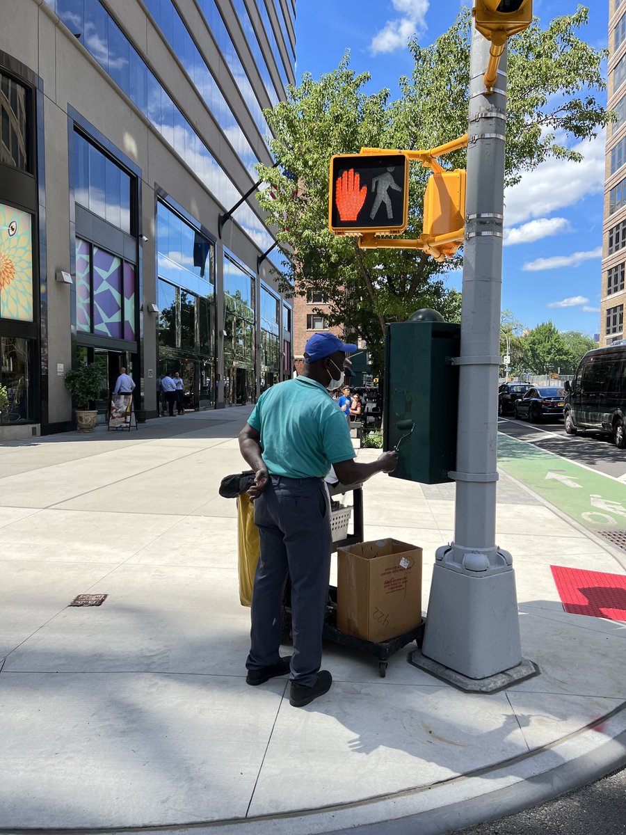 HudsonSquareNYC's tweet photo. Meet Robert, our Maintenance Super who's been with the BID since 2015! Behind the scenes, his skills and dedication keep the neighborhood flawless and functional. We're grateful for his service and the work of our maintenance crew who go above and beyond for our neighborhood https://t.co/iJxs0EoXwA