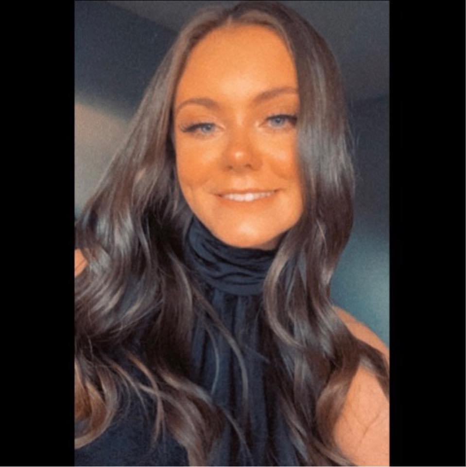 Family, friends and colleagues gathered to say goodbye to a beautiful girl today. Sadly, I was unable to get away from work. But she was loved, adored and a amazing girl. Fly high darling girl 🕊️🤍