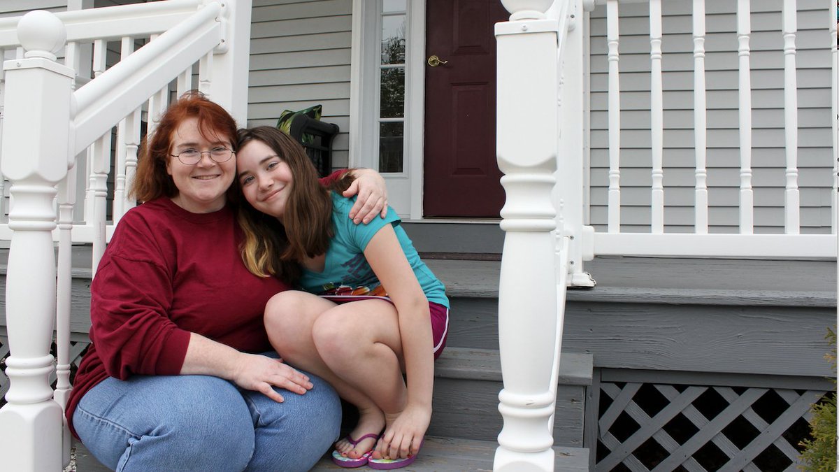 Efficiency Maine offers enhanced rebates for Mainers in any of these categories: MaineCare, HEAP, SNAP, TANF, or qualifying adjusted gross income. Find out if you are eligible today:  loom.ly/7dLnajE