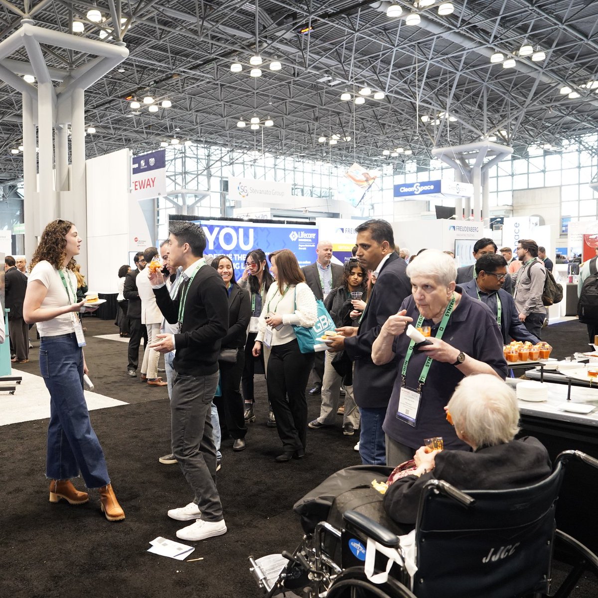 INTERPHEX's tweet image. Did you notice the buzz around the show floor? We sure did! 💬

#INTERPHEX2023 brought the industry back together and it&apos;s clear that there was plenty to talk about. Enjoy a collection of photos from this year&apos;s event below and find the full gallery here: bit.ly/45pFOgY
