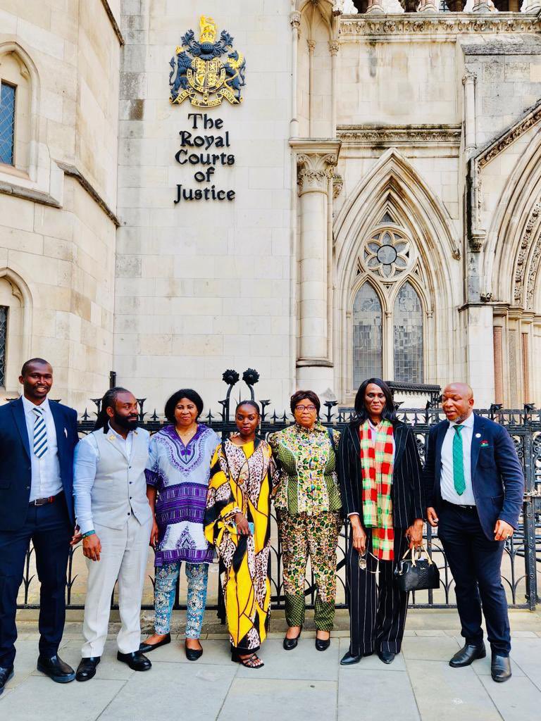 simon_ekpa's tweet photo. BRGIE @BiafraRGIE update 
We appreciate the family of Onyendu, especially @MaziKanuntaKanu, @AloyEjimakor and all those that made this court possible today. I am very happy to see Neche, the young girl that the expelled criminals in IPOB wanted to kill. Mohammed Abbas wanted to kill this young girl here. This picture right here made my day.