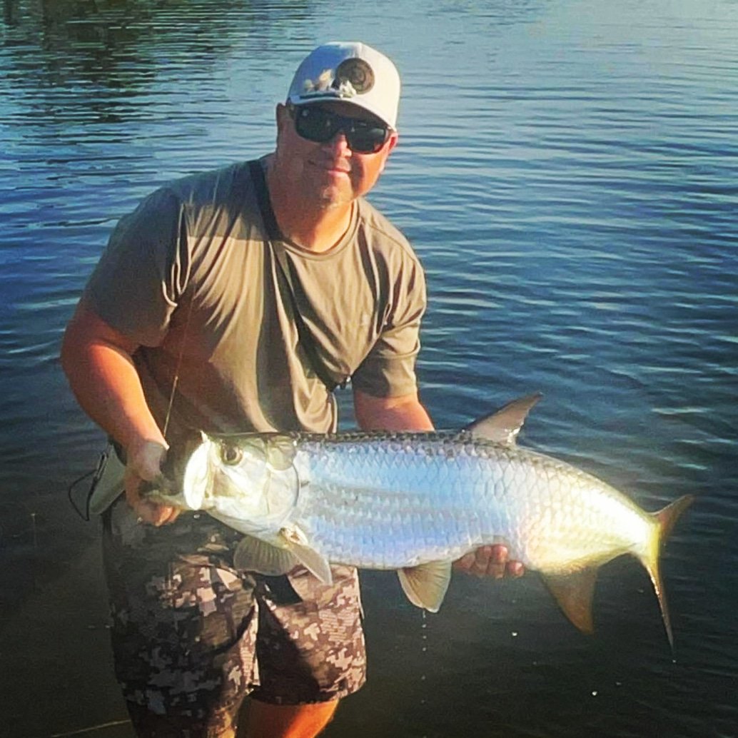 shadowcastfly's tweet image. Found a little silver this morning!
.
.
#shadowcastflyfishing #tampabayflyfishing #flyfishing #scottflyrods #abelreels #craftedforchaos #rcioptics #monicflylines #tarpon