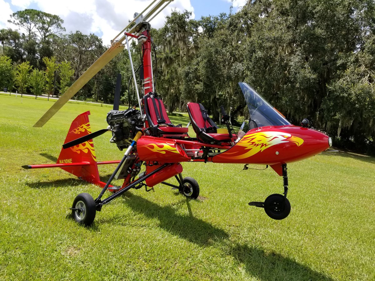 IT SURE LOOKS AMAZING WRAPPED - WOULD YOU GO ON A RIDE IN IT? 🥴

If you've got a plane - or maybe a car, truck or van that needs a vinyl wrap, give @media1wrapthis a call at 407-331-6161 for a free  quote!

#plane #ultralight #helicopter #mini #wrap #wraps #vinylwrap #wrapshop