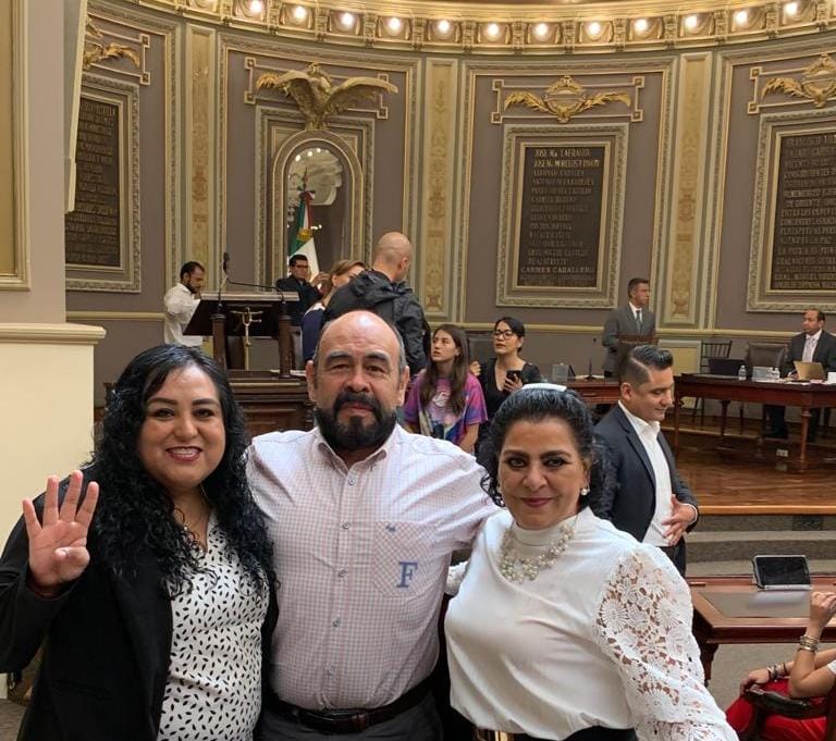 #Jueves 
Sesión Pública Ordinaria de la LXI Legislatura del Congreso del Estado de Puebla 
#morena
#yoconrobertobl 
#Distrito13  
#congresodelestadodepuebla