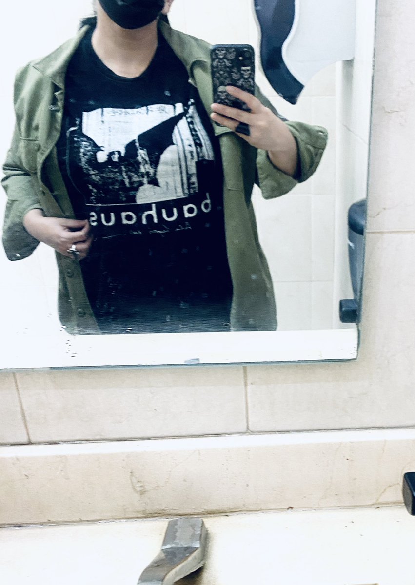 melebana's tweet photo. «Stigmata bleed continuously. Holes in head, hands, feet, and weep for me»
🖤
#StigmataMartyr #Bauhaus https://t.co/ktz7nC0MtH