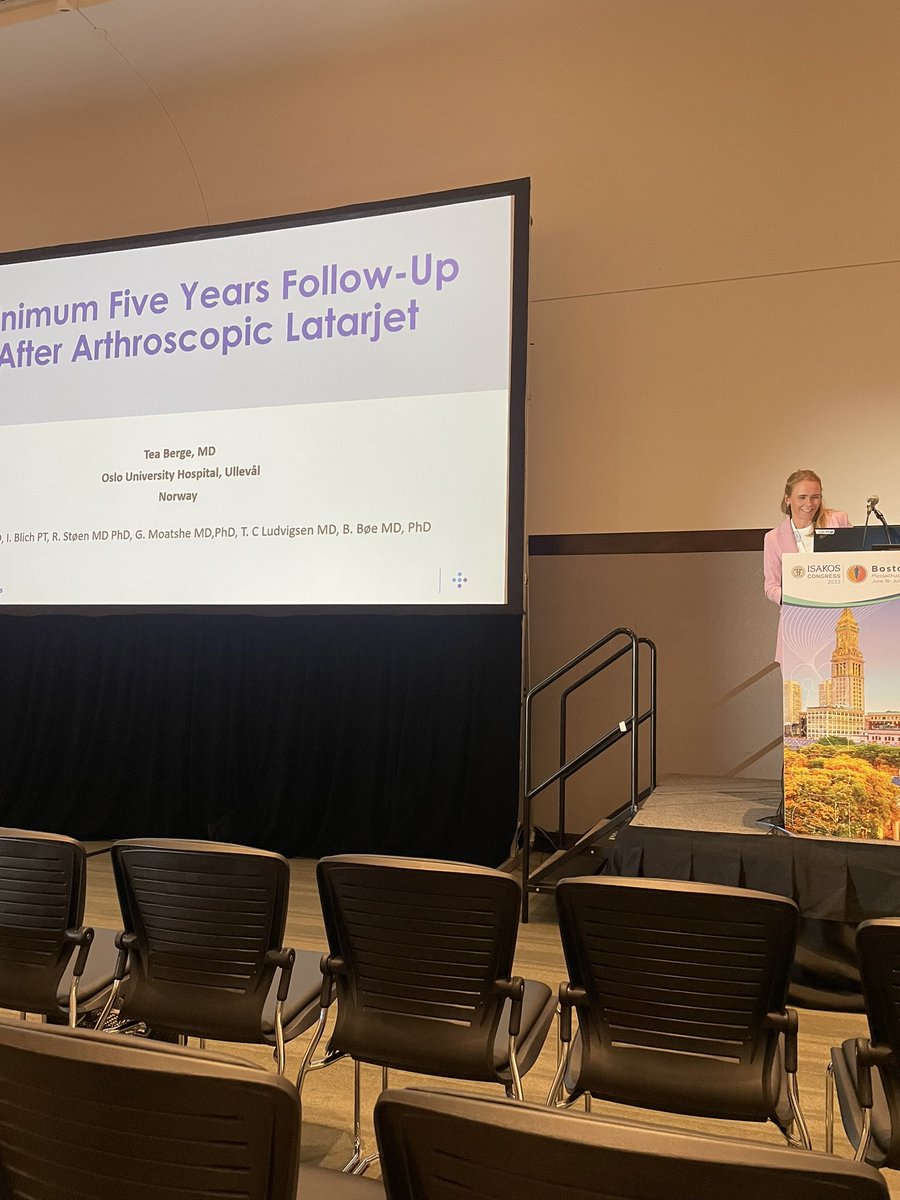berte2be's tweet image. So proud of my colleague Tea Berge presenting our 5 years results on arthroscopic Latarjet at the Isakos congress👏🏻👏🏻👏🏻
#isakos #Boston #OUS 
@teaberge 
@GilbertMoatshe