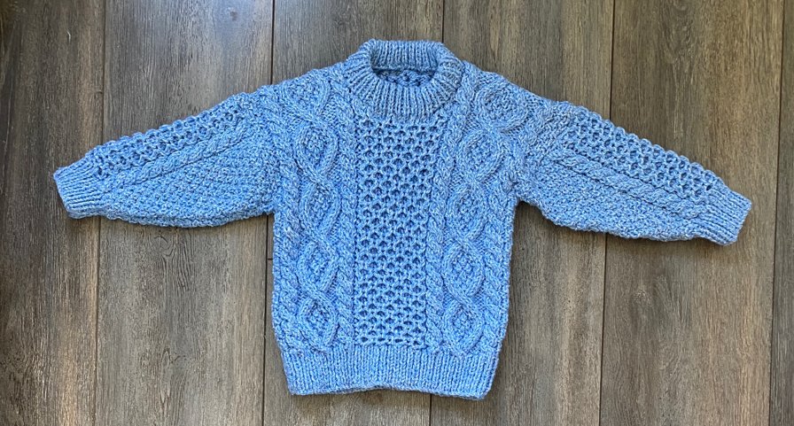 etsy.com/uk/1435679402 - child's wool blend jumper - age 2 - 3 years. When jumper wearing weather returns, it will be gone! Don't delay in making a purchase
#MHHSBD #firsttmaster #womeninbizhour